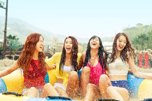 오션월드는 워터파크 오션월드 광고모델로 씨스타를 발탁했다고 22일 밝혔다. 오션월드 제공