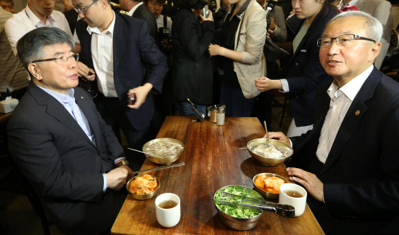 현오석-김중수 첫 단독 회동