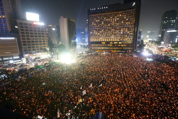 서울광장 ’제6차 국민촛불대회’