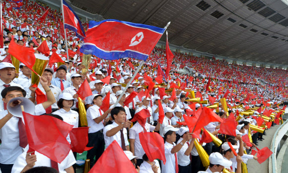 ’청년절’ 경축 평양시 학생 청년들의 체육경기대회 종목별 결승경기가 28일 김일성경기장에서 열렸다고 조선중앙통신이 29일 보도했다.  연합뉴스