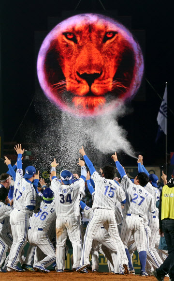 삼성, 사상 첫 3년 연속 통합 우승