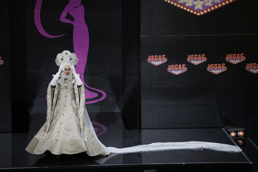 미스 러시아  Elmira Abdrazakova  AP/뉴시스