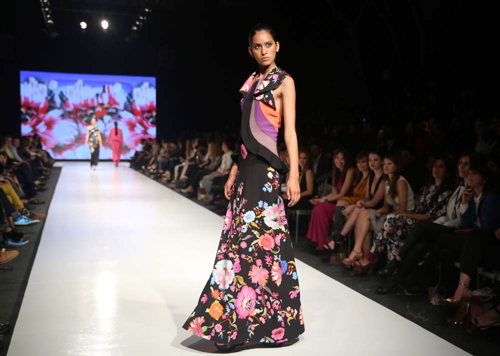 5일(현지시간) 페루 수도 리마에서 열린 리마 패션위크에서 에트로가 2014 봄/여름 컬렉션을 선보이고 있다. AP/뉴시스