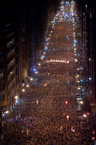 스페인 바스크 독립 11만명 시위 