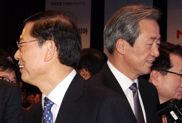 김황식 전 국무총리(왼쪽)과 정몽준 새누리당 의원.