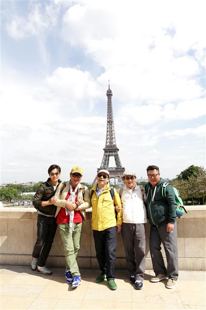 최근 중국 등 아시아 지역에서 ‘K예능 붐’을 주도하고 있는 한국의 리얼 버라이어티 프로그램. 중국판 제작을 앞둔 tvN ‘꽃보다 할배’. <br>tvN 제공