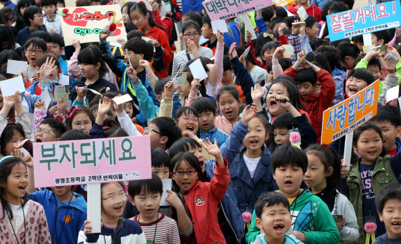 병아리들의 사랑 표현