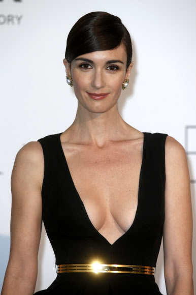 22일(현지시간) 제67회 칸 영화제가 열리는 앙티브에서 개최된 2014 에이즈 연구기금 모금 행사(amfAR’s Cinema Against AIDS)에 참석한 스페인 출신 영화배우 파즈 베가(Paz Vega,37) ⓒ AFPBBNews=News1