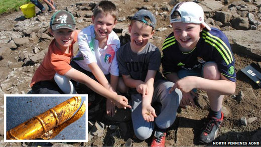 영국서 초등학생들이 청동기시대 유물 발굴