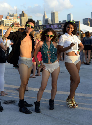 속옷만 입고 춤추던 뉴욕 시민들 ⓒ AFPBBNews=News1