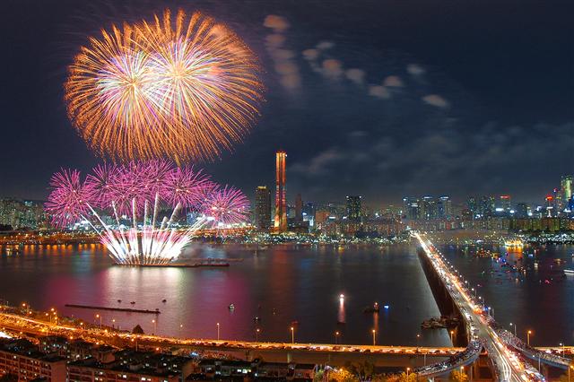 서울세계불꽃축제. 여의도 교통통제.