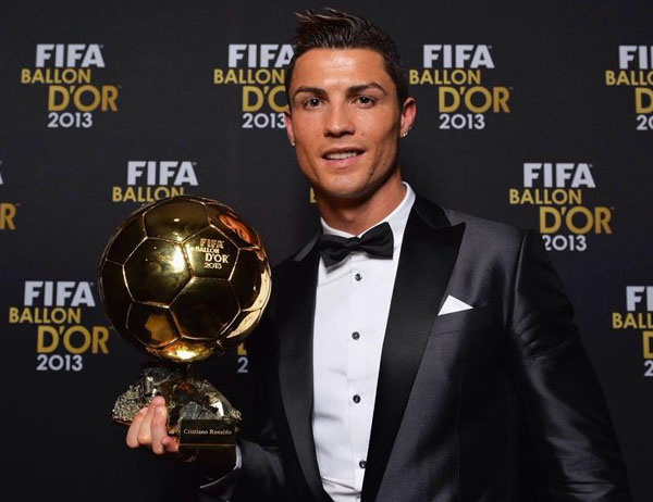2013 국제축구연맹(FIFA) 발롱도르(Ballon d’Or) 수상했던 크리스티아누 호날두(포르투갈). 