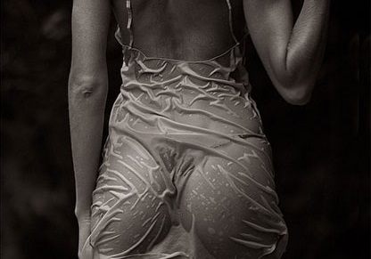 ▲ 캔디스 스와네포엘 섹시한 뒤태<br>사진출처=스와네포엘 인스타그램