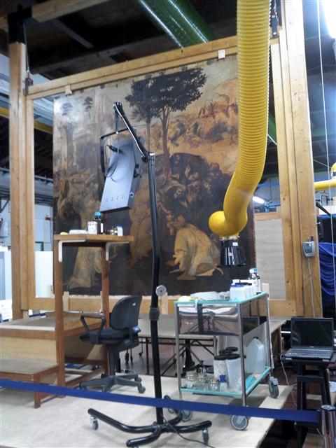 2011년 이후 OPD에서 복원 중인 레오나르도 다빈치의 미완성 목판 채색화 ‘동박박사의 경배’. 