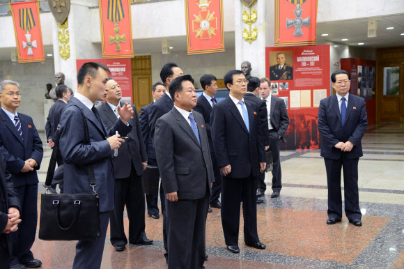 러시아 곳곳 둘러보는 최룡해