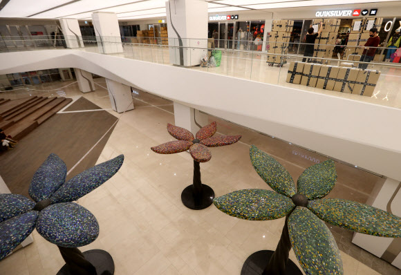 코엑스몰, 1년 8개월 새단장 마치고 재개장