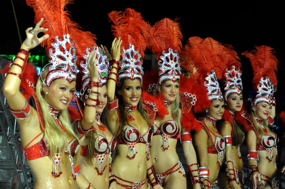 파라과이 엔까르나시온 축제 ⓒ AFPBBNews=News1