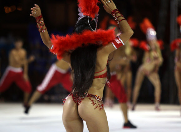 파라과이 엔까르나시온 축제 ⓒ AFPBBNews=News1