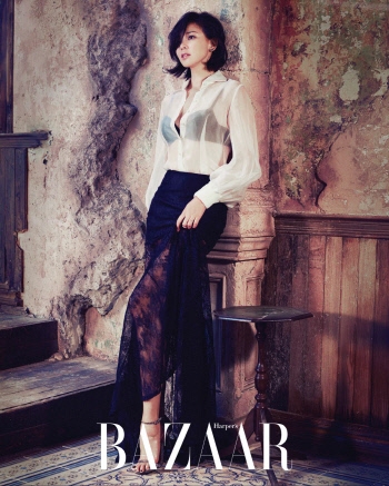 야노시호 란제리 화보 / 사진제공=바자(BAZAAR)