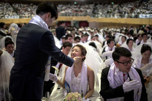 “나의 신부가 되어주겠소?” ⓒAFPBBNews=News1