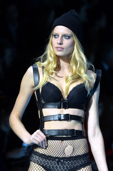 속옷 브랜드 ‘에탐 란제리(Etam Lingerie)