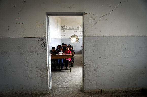 시리아 쿠르드족 마을 코바네의 학교 풍경
