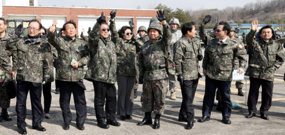 국회 국방위, 키리졸브훈련 항작사 장병 격려