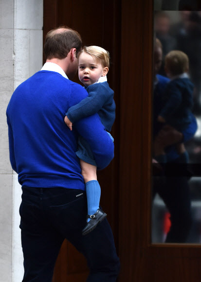 윌리엄 왕세손과 조지 왕자