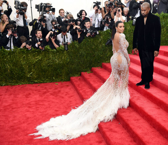 미국 엔터테이너 김 카다시안 웨스트와 케인 웨스트(Kim Kardashian West, Kanye West)부부