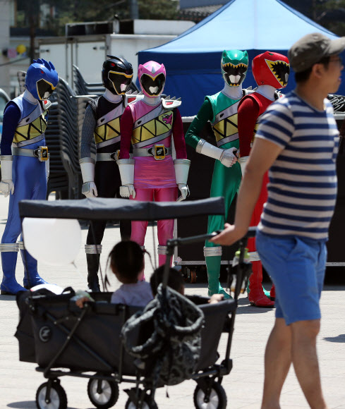 눈을 뗄 수 없는 그들