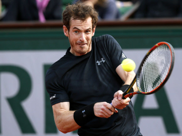 25일(현지시간) 앤디 머레이(28·영국)가 ‘2015 프랑스오픈’에서 아르헨티나의 파쿤도 아궤요를 상대로 경기를 펼쳤다. ⓒ AFPBBNews=News1