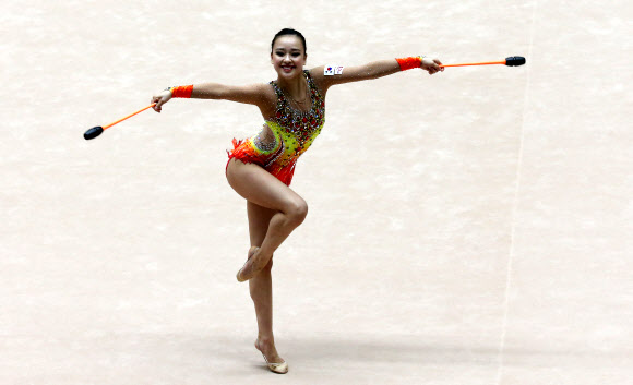 자신감 넘치는 손연재의 곤봉 연기