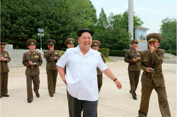 북한 김정은, 고사포병군관학교 시찰