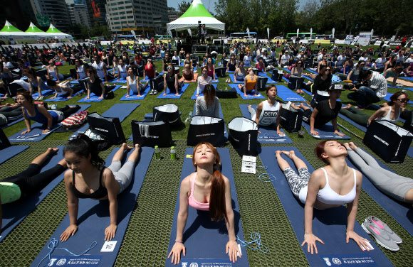 ’하늘을 바라봐’