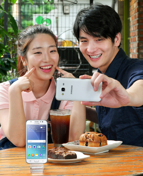 삼성전자, ’갤럭시 J5’ 출시