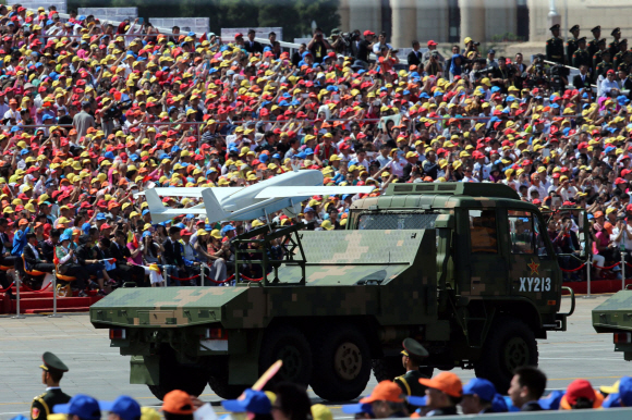 3일 오전 중국 베이징 톈안먼 광장에서 열린 ‘중국 항일 및 세계 반(反)파시스트 전쟁 승리 70주년 기념 대회. 2015. 09. 03 안주영 jya@seoul.co.kr