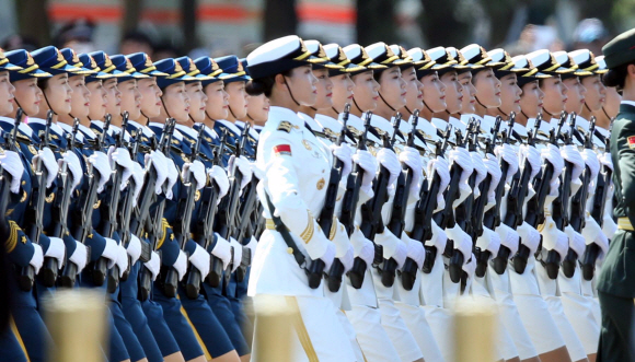 3일 오전 중국 베이징 톈안먼 광장에서 열린 ‘중국 항일 및 세계 반(反)파시스트 전쟁 승리 70주년 기념 대회. 2015. 09. 03 안주영 jya@seoul.co.kr