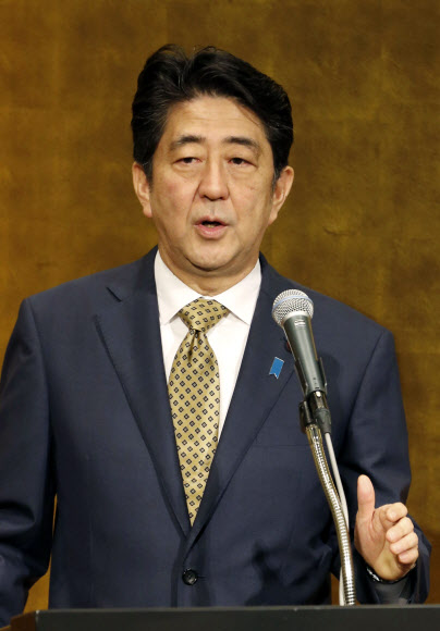 아베, 日자민당총재 무투표 연임