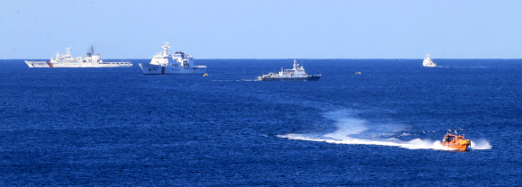 계속되는 돌고래호 실종자 수색