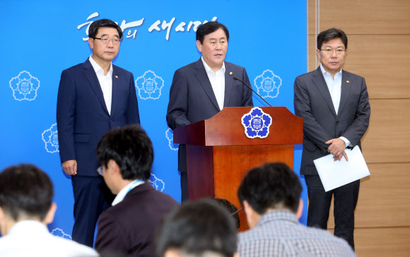 정부, 노동개혁법안 자체 입법 추진…”노사 대승적 결단해야”