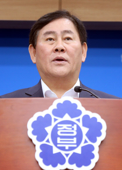 최경환, ”정부, 독자적 노동개혁법안 입법 추진’”