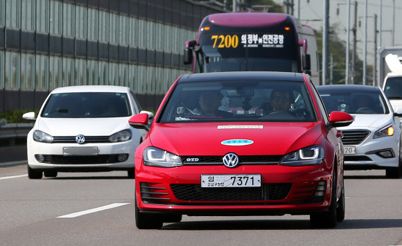 폴크스바겐 경유차 실제 도로 배출가스 시험 시작