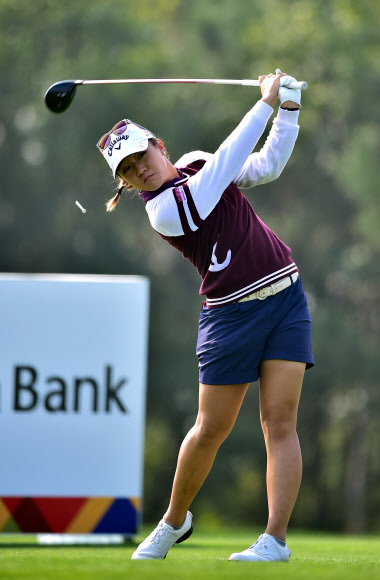 Lydia Ko of New Zealand tees off at the 2nd hole during the second round of the LPGA KEB Hana Bank Championship at the Sky72 Golf Club in Incheon, west of Seoul, on October 16, 2015.