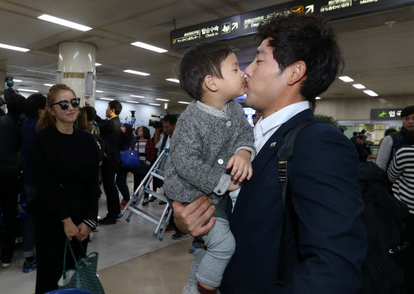 보고 싶었던 아빠