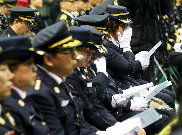 동료 떠나보낸 슬픔