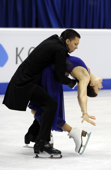 Ekaterina Bobrova and Dmitri Soloviev of Russia