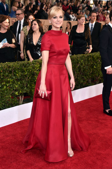 배우 안나 페리스가 30일(현지시간) 미국 로스앤젤레스에서 열린 22회 미국배우조합(SAG) 시상식에 참석해 포즈를 취하고 있다. ⓒ AFPBBNews=News1