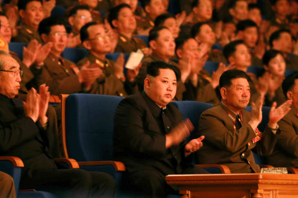 북한 김정은, 인민군 군악단 70돌 기념 연주회 관람