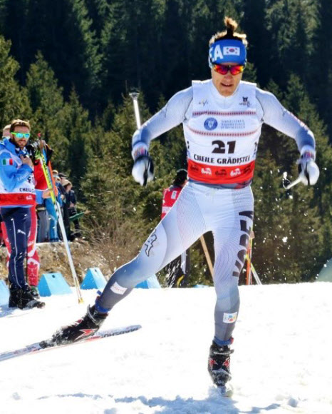 김마그너스가 22일(현지시간) 루마니아 르슈노브에서 열린 2016 국제스키연맹(FIS) 노르딕 주니어 세계선수권대회 남자 1.3㎞ 스프린트 프리 종목에서 결승선을 향해 힘차게 질주하고 있다. 대한스키연맹 제공