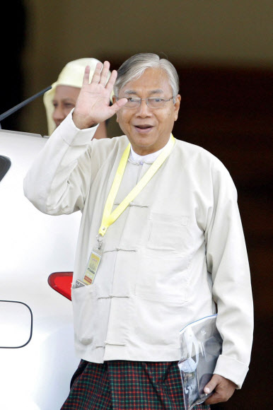 틴 초, 미얀마 대통령 당선… “수치의 승리”
